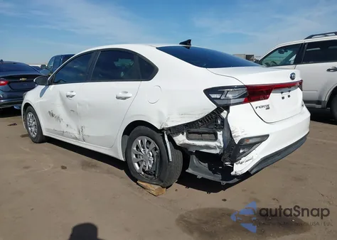 2020 Kia Forte Fe z USA, uszkodzony, nr VIN 3KPF24AD0LE189905